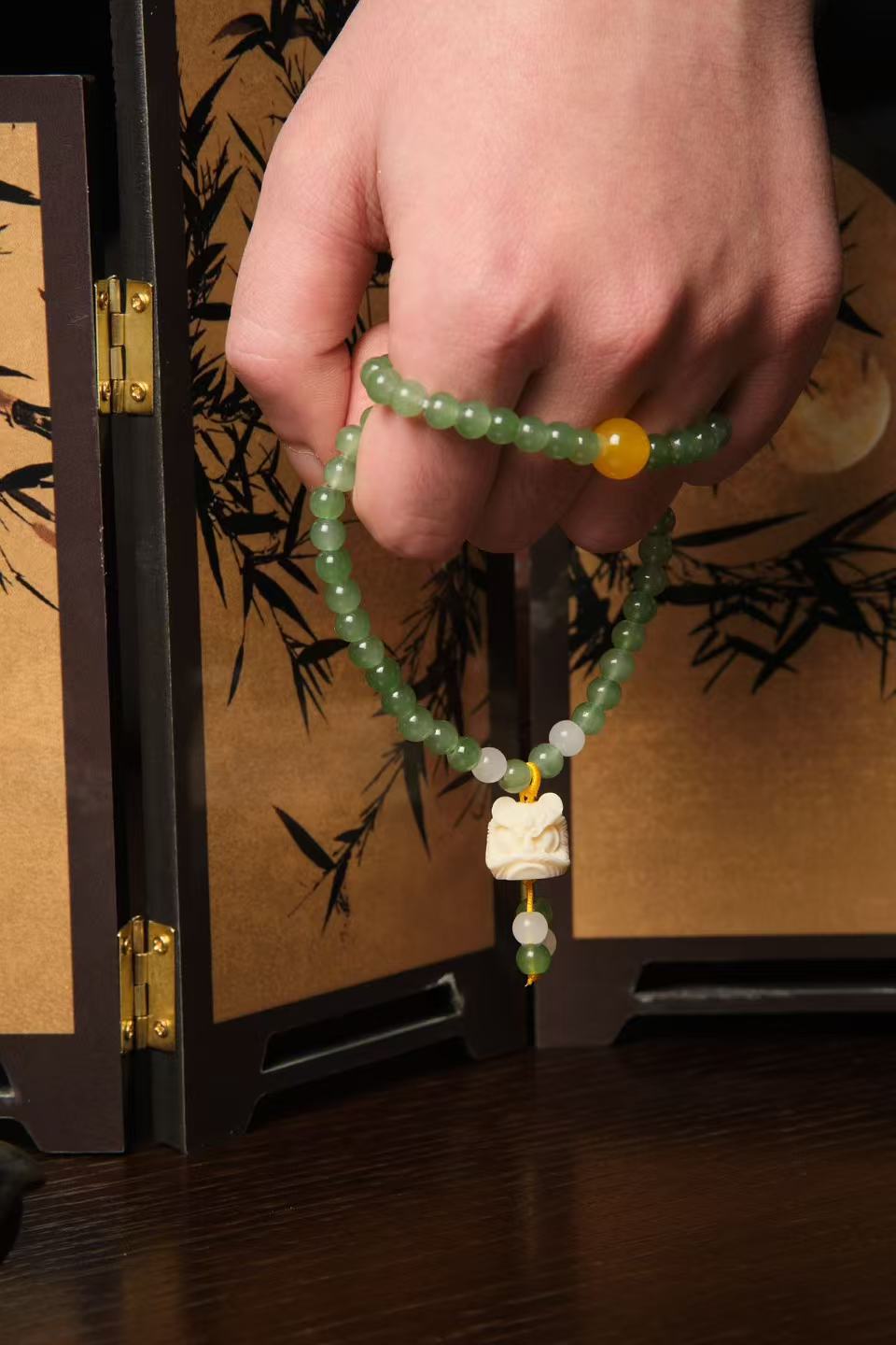 White Lion’s Wisdom&Luck Bodhi & Jade Double-Loop Bracelet
